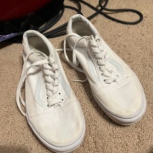 White vans 7.5